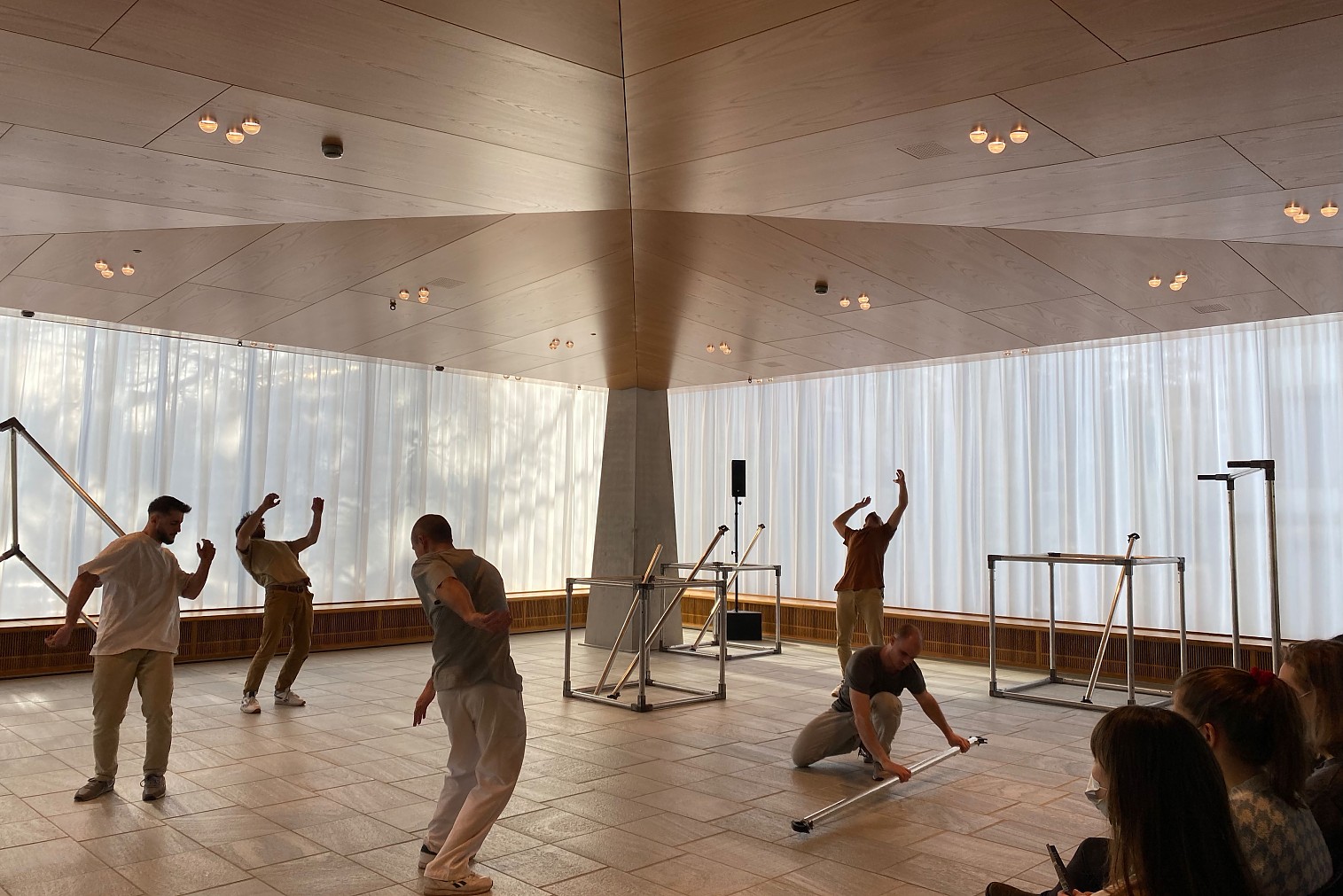 showcase_inqdrt_1.jpg showcase_inqdrt_1.jpg